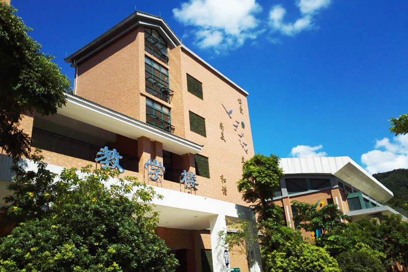 6纪雅教学楼.jpg